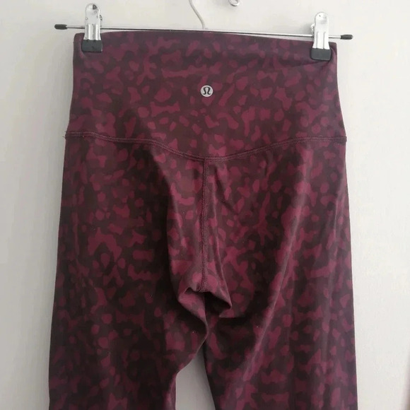 Lululemon Align Leggings High Rise 28" Burgundy Red Camo Print Size 4 - Picture 6 of 16